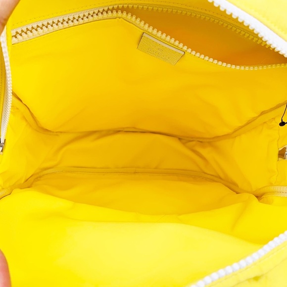 ✨NEW✨ GUCCI Yellow Medium Blind For Love Backpack - Picture 5 of 10